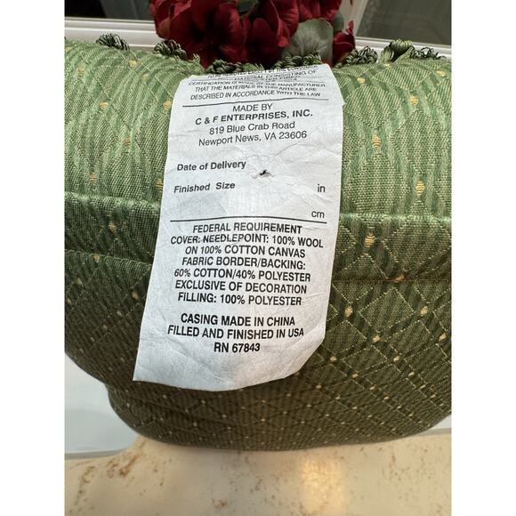 C & F Enterprises Pillow Wool Needlepoint Magnolia 14” X 14” Zip Cover - Picture 6 of 11